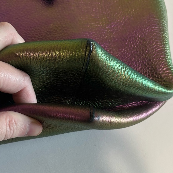 New Coach Iridescent Holographic Market Tote Bag - Picture 6 of 8
